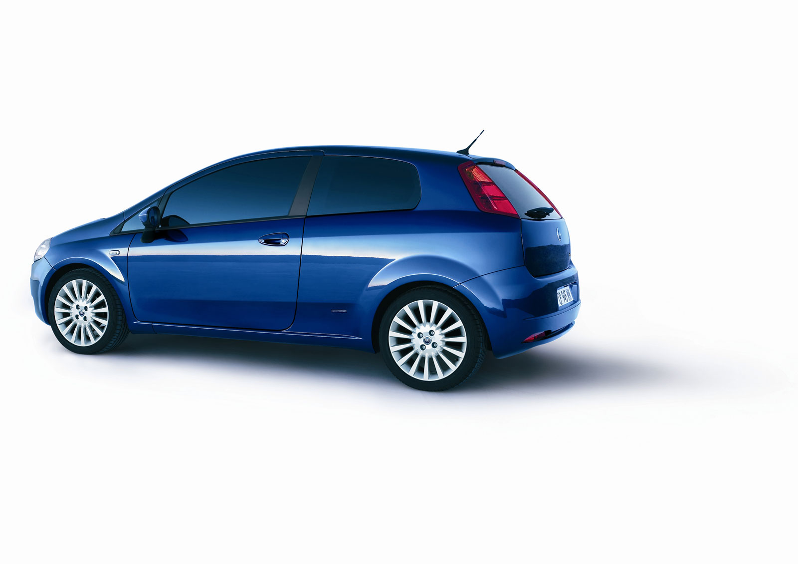 Fiat%20Grande%20Punto%20-blau5.jpg